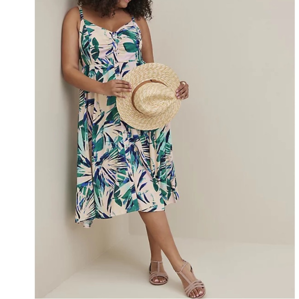 NWT TORRID BUTTON FRONT MIDI CHALLIS DRESS - PALM PRINT